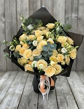 Букет цветов из:  Розы и Лизиантусы в Первомайском Ставропольского края