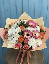 Букет цветов из:  Розы, Герберы и Хризантемы в Первомайском Ставропольского края