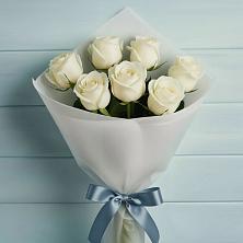 Букет 7 Белых роз Эдлесс Лав в Первомайском Ставропольского края